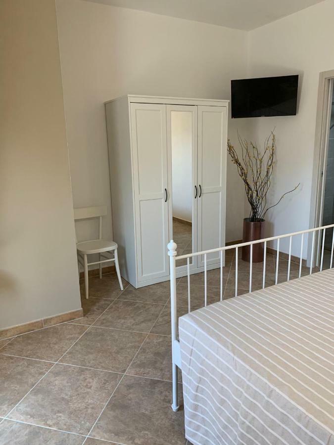 멜렌두뇨 Le Tre Colonne B&B 외부 사진